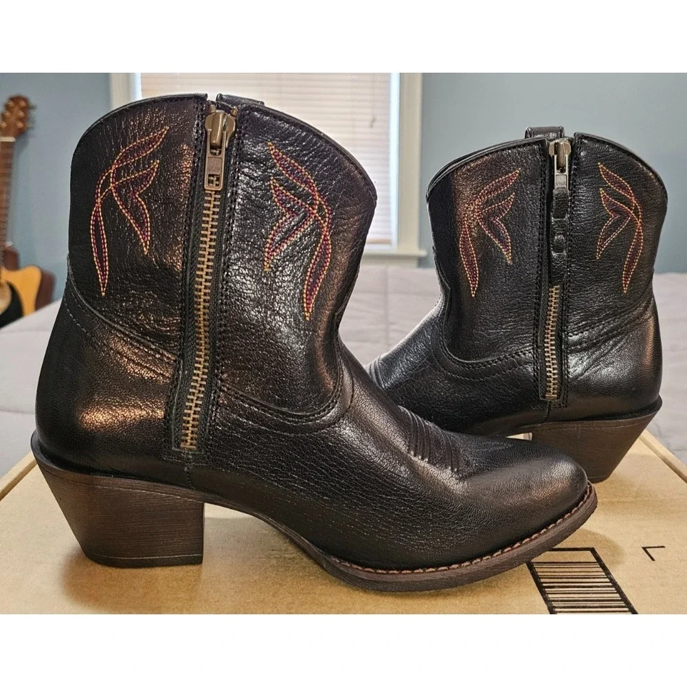 Ariat® (Women's 8.5 B) Darlin™ Western Boot in Old Black - $180